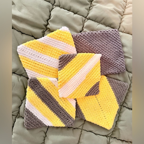🆕 Handmade Crocheted Pot Holder Set - Gray, Yellow and White - Picture 2 of 6